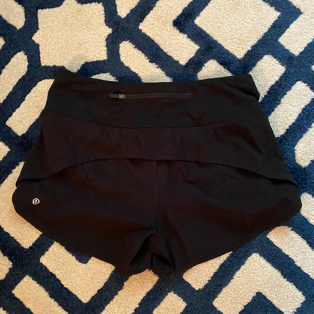 Lululemon Speed Up Mid-Rise Lined Short 4" — Long
